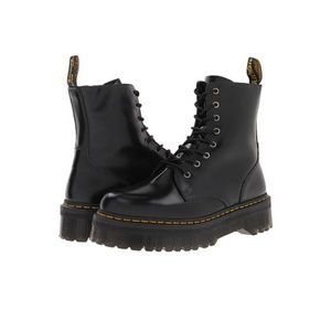 Dr. Martens Jadon Boot